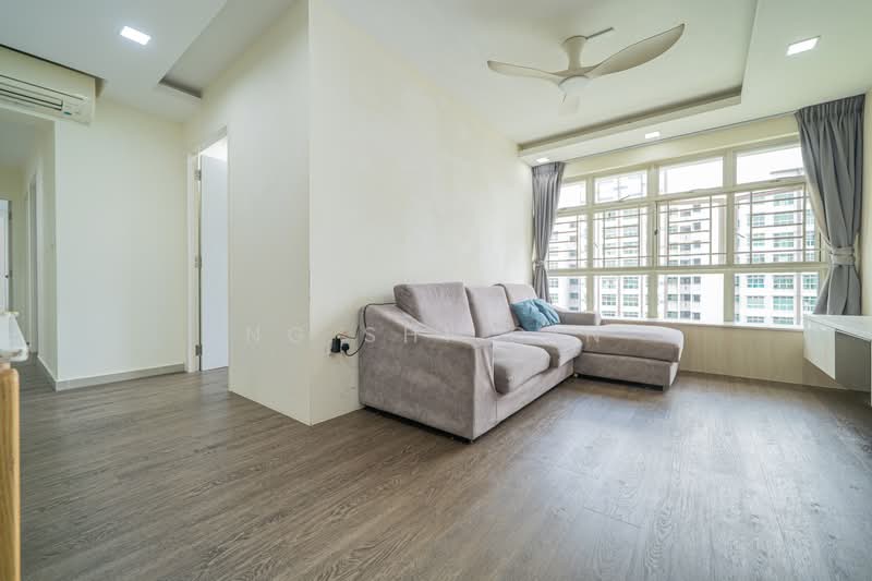 175A Corporation Tiara, 175A Yung Kuang Road, 4 Bedrooms, 1,216 sqft, HDB Flat For Sale, by Ng Shi Qin, 500235830 - Living Room - PropertyGuru.com.sg