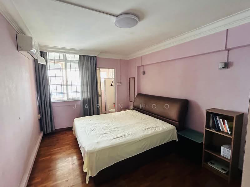 818 Tampines Street 81, 818 Tampines Street 81, 3 Bedrooms, 1,130 sqft, HDB Flat For Rent, by Jaren Hoo, 500235832 - Bedroom - PropertyGuru.com.sg