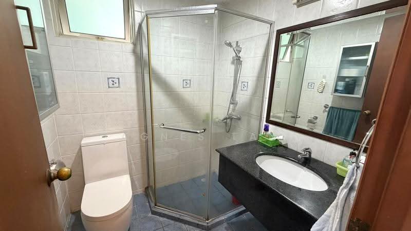 Rivervale Crest, 5 Rivervale Crescent, Hougang / Punggol / Sengkang, 3 Bedrooms, 1,195 sqft, Condominium For Rent, by Agnes Tan, 500235836 - Bathroom - PropertyGuru.com.sg