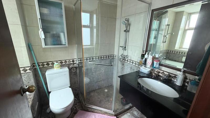 Rivervale Crest, 5 Rivervale Crescent, Hougang / Punggol / Sengkang, 3 Bedrooms, 1,195 sqft, Condominium For Rent, by Agnes Tan, 500235836 - Bathroom - PropertyGuru.com.sg
