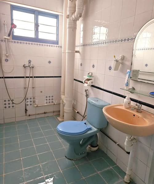 469 Admiralty Drive, 469 Admiralty Drive, Room Rental, 120 sqft, HDB Flat For Rent, by Steven Choo, 500235837 - Bathroom - PropertyGuru.com.sg