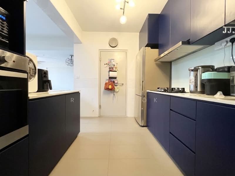 467A Bukit Batok West Avenue 9, 467A Bukit Batok West Avenue 9, 3 Bedrooms, 1,001 sqft, HDB Flat For Sale, by Reene Tok, 500235838 - Kitchen - PropertyGuru.com.sg