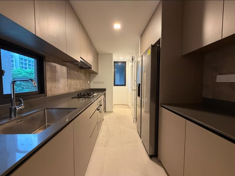 Norwood Grand, , 4 Bedrooms, 1,335 sqft, Condominium For Sale, by Don Lim, 500235841 - Kitchen - PropertyGuru.com.sg