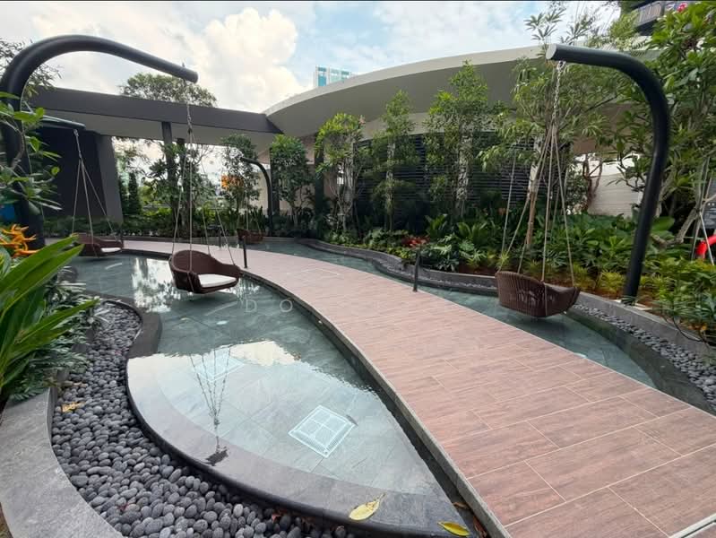 Norwood Grand, , 4 Bedrooms, 1,335 sqft, Condominium For Sale, by Don Lim, 500235841 - Garden - PropertyGuru.com.sg
