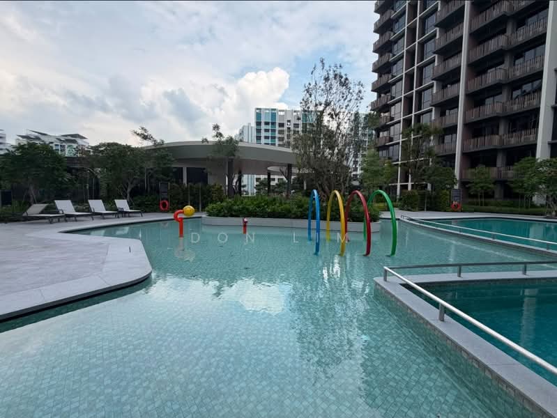 Norwood Grand, , 4 Bedrooms, 1,335 sqft, Condominium For Sale, by Don Lim, 500235841 - Kids Pool - PropertyGuru.com.sg