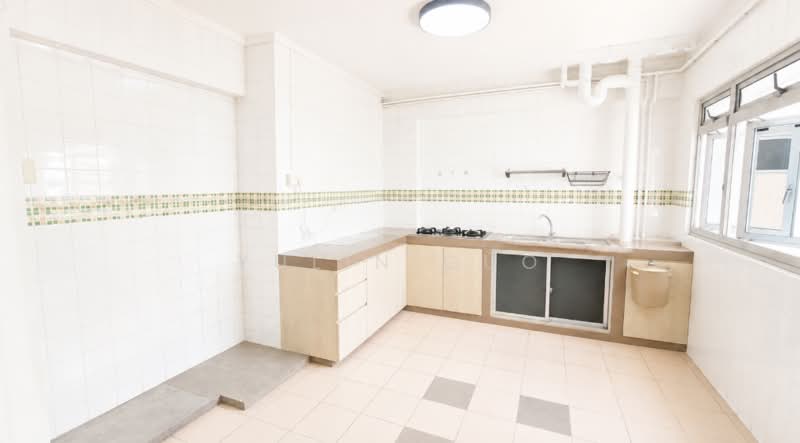 504 Serangoon North Avenue 4, 504 Serangoon North Avenue 4, 4 Bedrooms, 1,334 sqft, HDB Flat For Rent, by Yulin Guo, 500235853 - Kitchen - PropertyGuru.com.sg