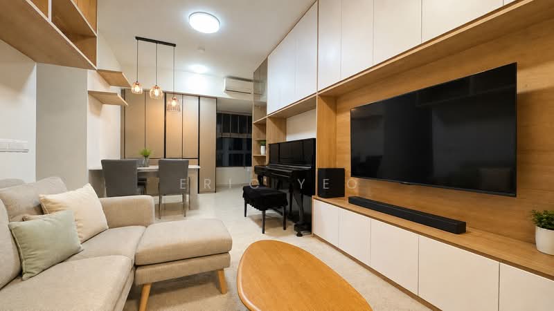 The Tre Ver, 64 Potong Pasir Avenue 1, 3 Bedrooms, 1,109 sqft, Condominium For Sale, by Eric Yeo, 500235867 - Living Room - PropertyGuru.com.sg
