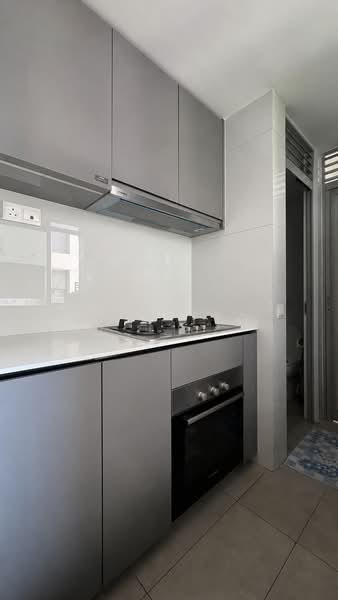 The Tre Ver, 64 Potong Pasir Avenue 1, Macpherson / Potong Pasir, 3 Bedrooms, 1,109 sqft, Condominium For Sale, by Eric Yeo, 500235867 - Kitchen - PropertyGuru.com.sg