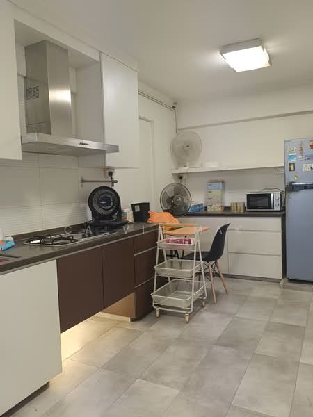 636 Yishun Street 61, 636 Yishun Street 61, 3 Bedrooms, 915 sqft, HDB Flat For Rent, by Calvin Mak, 500235872 - Kitchen - PropertyGuru.com.sg