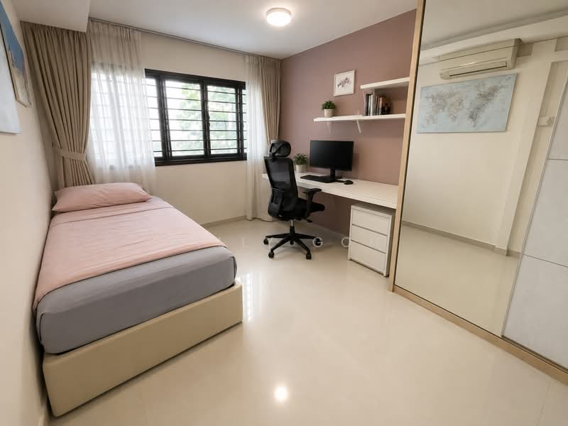 34 Bedok South Avenue 2, 34 Bedok South Avenue 2, 3 Bedrooms, 968 sqft, HDB Flat For Sale, by Billy Goh, 500235877 - Bedroom - PropertyGuru.com.sg