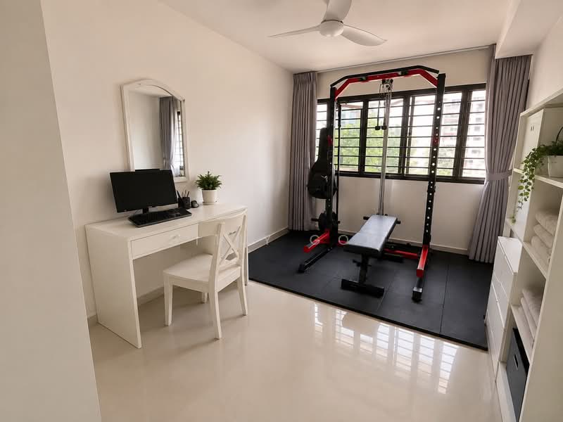 34 Bedok South Avenue 2, 34 Bedok South Avenue 2, 3 Bedrooms, 968 sqft, HDB Flat For Sale, by Billy Goh, 500235877 - Study - PropertyGuru.com.sg