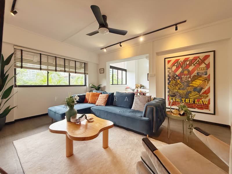 123 Pasir Ris Street 11, 123 Pasir Ris Street 11, 4 Bedrooms, 1,582 sqft, HDB Flat For Sale, by Fariz Rashid, 500235881 - Living Room - PropertyGuru.com.sg