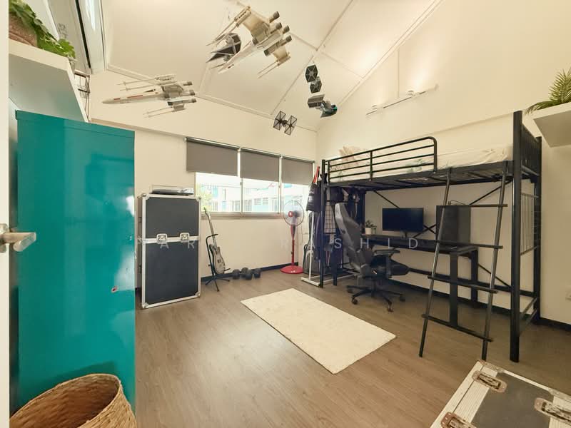 123 Pasir Ris Street 11, 123 Pasir Ris Street 11, 4 Bedrooms, 1,582 sqft, HDB Flat For Sale, by Fariz Rashid, 500235881 - Bedroom - PropertyGuru.com.sg