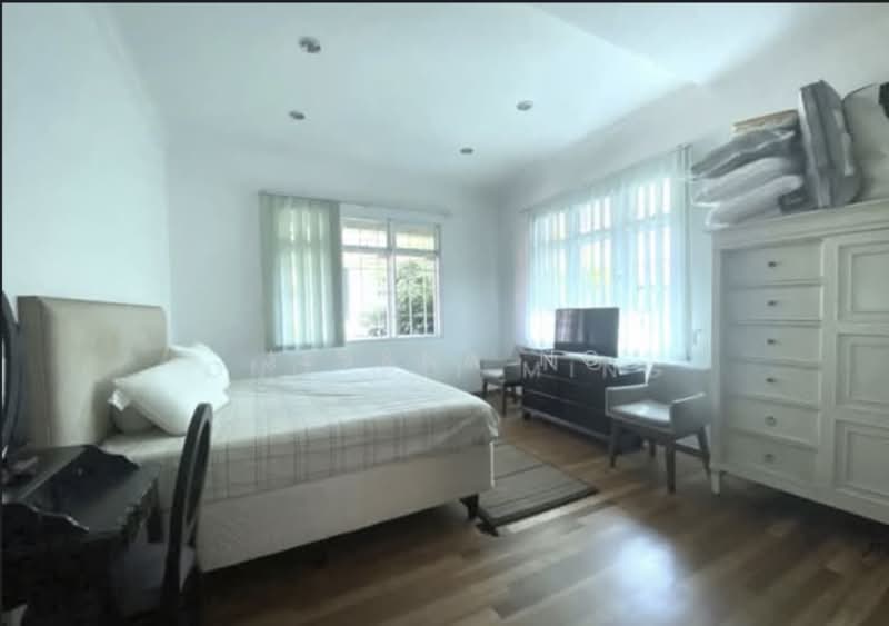 cotswold close, cotswold close, 7 Bedrooms, 6,000 sqft, Detached House For Rent, by Jessna Ng, 500235888 - Bedroom - PropertyGuru.com.sg