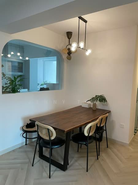 39A Margaret Drive, 39A Margaret Drive, 3 Bedrooms, 947 sqft, HDB Flat For Sale, by Jenny Tran, 500235889 - Dining Room - PropertyGuru.com.sg