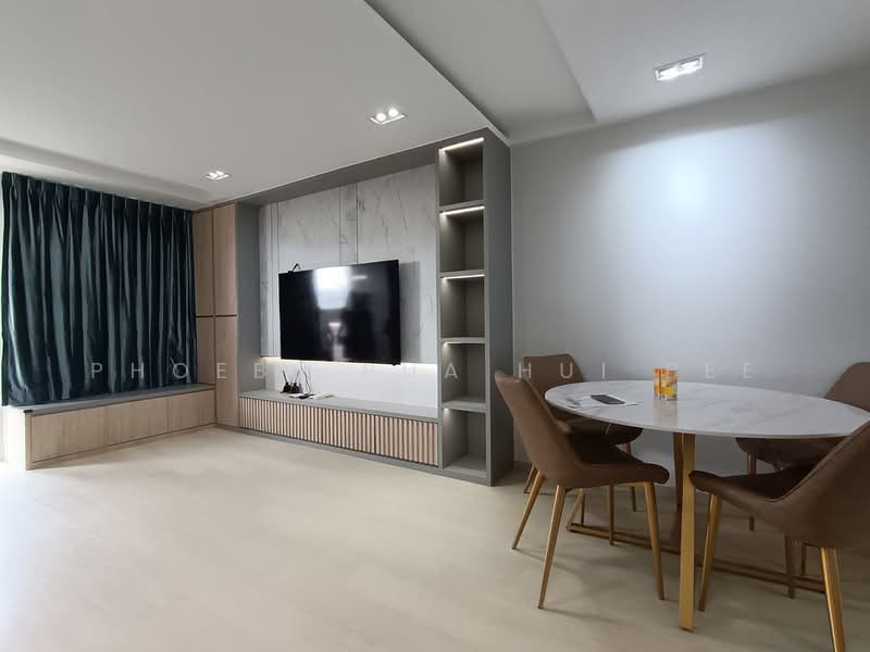 21 Eunos Crescent, 21 Eunos Crescent, 2 Bedrooms, 710 sqft, HDB Flat For Sale, by Phoebe Pua Hui Bee, 500235900 - Living Room - PropertyGuru.com.sg