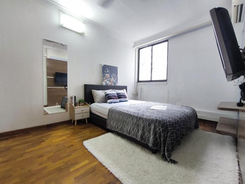 642 Hougang Avenue 8, 642 Hougang Avenue 8, 3 Bedrooms, 743 sqft, HDB Flat For Sale, by Ashley Huang, 500235902 - Master Bedroom - PropertyGuru.com.sg