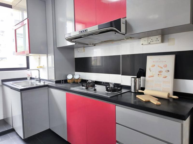 642 Hougang Avenue 8, 642 Hougang Avenue 8, 3 Bedrooms, 743 sqft, HDB Flat For Sale, by Ashley Huang, 500235902 - Kitchen - PropertyGuru.com.sg