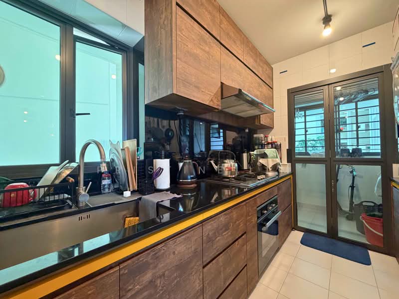 88 Dawson Road, 88 Dawson Road, 3 Bedrooms, 893 sqft, HDB Flat For Sale, by Pristine Lim, 500235903 - Kitchen - PropertyGuru.com.sg