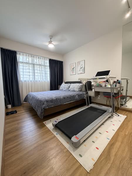 228A Punggol Field, 228A Punggol Field, 3 Bedrooms, 1,216 sqft, HDB Flat For Sale, by Malek Aziz, 500235904 - Bedroom - PropertyGuru.com.sg