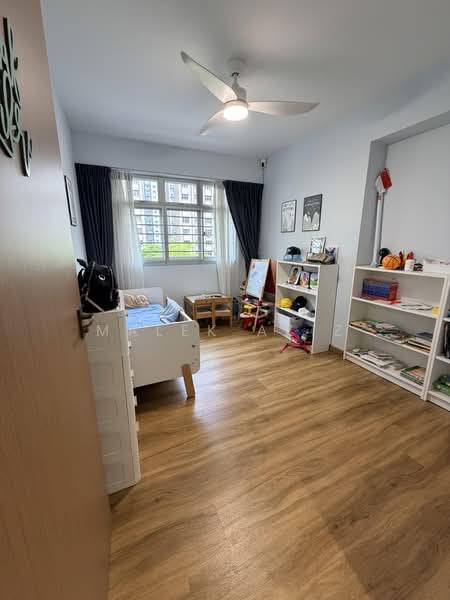 228A Punggol Field, 228A Punggol Field, 3 Bedrooms, 1,216 sqft, HDB Flat For Sale, by Malek Aziz, 500235904 - Bedroom - PropertyGuru.com.sg