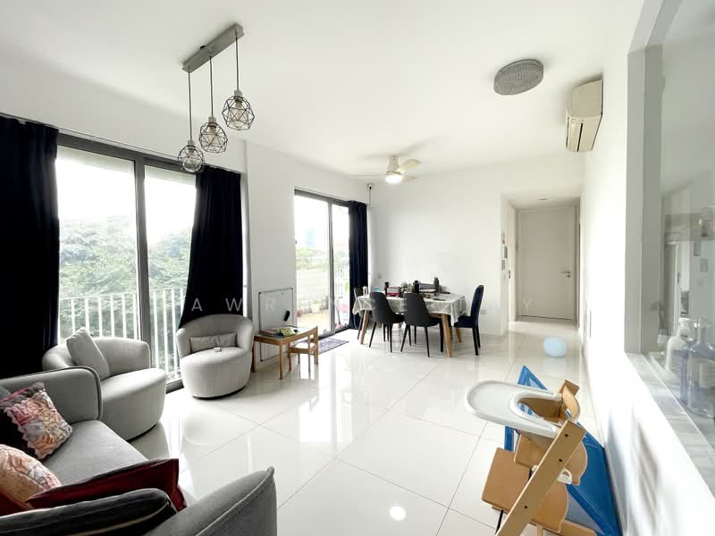 Sky Habitat, 7 Bishan Street 15, 3 Bedrooms, 1,249 sqft, Condominium For Sale, by Lawrence Tay, 500235905 - Living Room - PropertyGuru.com.sg