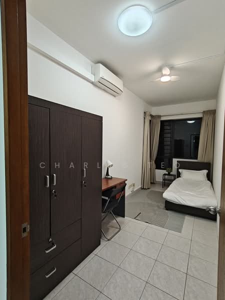 Central Green, 9 Jalan Membina, Room Rental, 100 sqft, Condominium For Rent, by Charles Teo, 500235915 - Bedroom - PropertyGuru.com.sg