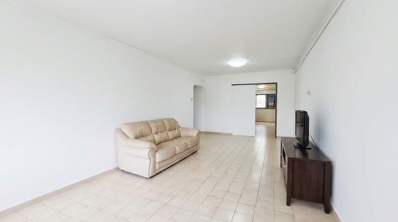 343 Bukit Batok Street 34, 343 Bukit Batok Street 34, 3 Bedrooms, 1,108 sqft, HDB Flat For Sale, by Kenji Goh, 500235920 - Living Room - PropertyGuru.com.sg