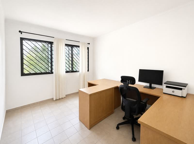 343 Bukit Batok Street 34, 343 Bukit Batok Street 34, 3 Bedrooms, 1,108 sqft, HDB Flat For Sale, by Kenji Goh, 500235920 - Study - PropertyGuru.com.sg