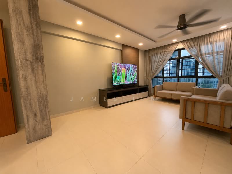 807C Choa Chu Kang Avenue 1, 807C Choa Chu Kang Avenue 1, 4 Bedrooms, 1,206 sqft, HDB Flat For Sale, by James Lin, 500235927 - Living Room - PropertyGuru.com.sg