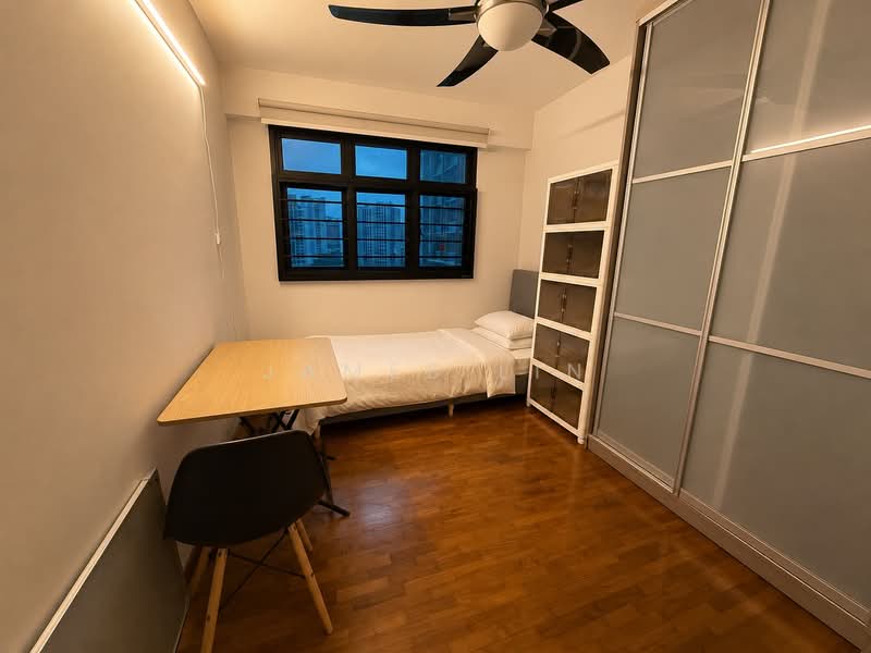 807C Choa Chu Kang Avenue 1, 807C Choa Chu Kang Avenue 1, 4 Bedrooms, 1,206 sqft, HDB Flat For Sale, by James Lin, 500235927 - Bedroom - PropertyGuru.com.sg