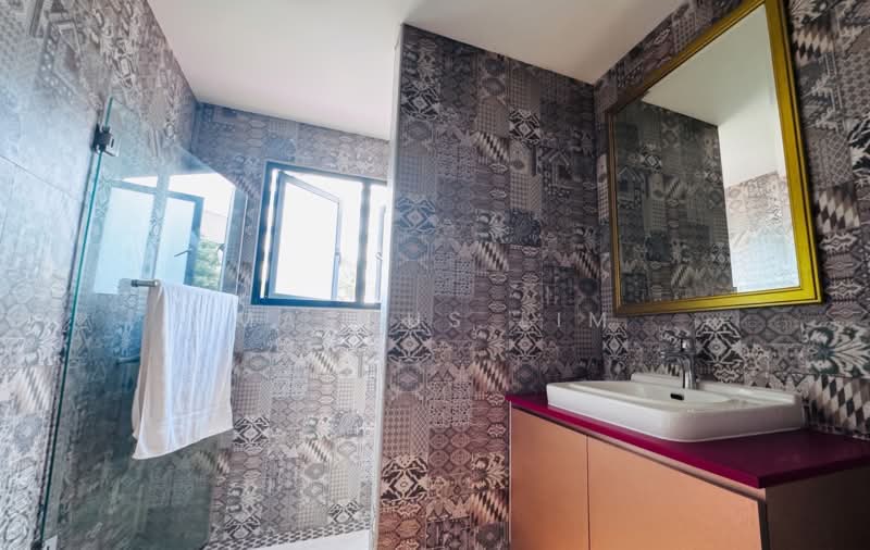 The Springfield, Chempaka Kuning Link, 4 Bedrooms, 2,370 sqft, Terraced House For Sale, by Marcus Lim, 500235931 - Bathroom - PropertyGuru.com.sg