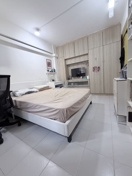 737 Yishun Street 72, 737 Yishun Street 72, 3 Bedrooms, 980 sqft, HDB Flat For Sale, by Joyce Mok, 500235941 - Bedroom - PropertyGuru.com.sg