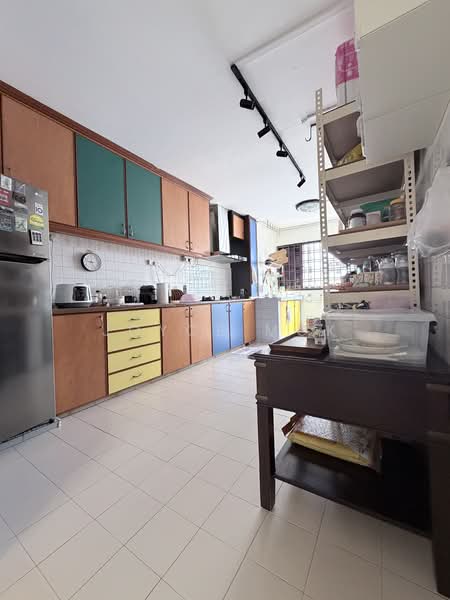 737 Yishun Street 72, 737 Yishun Street 72, 3 Bedrooms, 980 sqft, HDB Flat For Sale, by Joyce Mok, 500235941 - Kitchen - PropertyGuru.com.sg