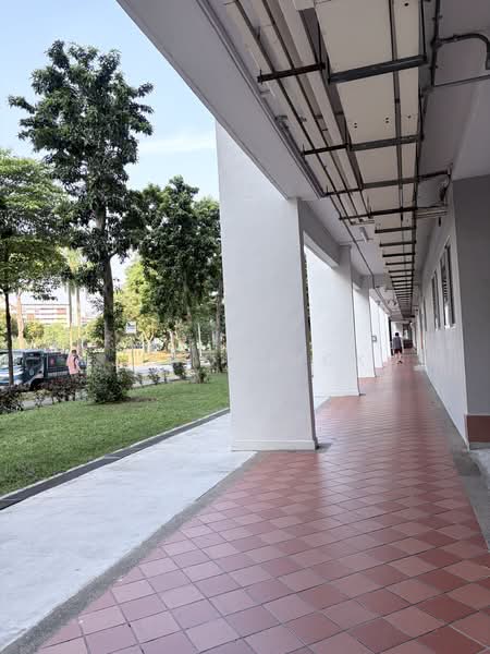 737 Yishun Street 72, 737 Yishun Street 72, 3 Bedrooms, 980 sqft, HDB Flat For Sale, by Joyce Mok, 500235941 - Exterior - PropertyGuru.com.sg