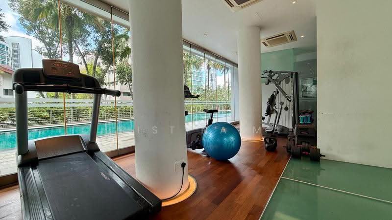 Balmoral Crest, 1 Balmoral Crescent, Tanglin / Holland / Bukit Timah, 2 Bedrooms, 1,098 sqft, Apartment For Sale, by Christina May, 500235942 - PropertyGuru.com.sg