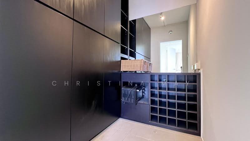 Balmoral Crest, 1 Balmoral Crescent, Tanglin / Holland / Bukit Timah, 2 Bedrooms, 1,098 sqft, Apartment For Sale, by Christina May, 500235942 - PropertyGuru.com.sg