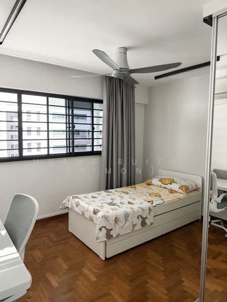 469 Jurong West Street 41, 469 Jurong West Street 41, 3 Bedrooms, 1,625 sqft, HDB Flat For Sale, by Huang Ruizhi (Simon), 500235944 - Bedroom - PropertyGuru.com.sg