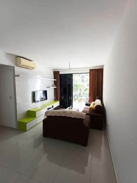 Prive, 37 Punggol Field, Hougang / Punggol / Sengkang, 3 Bedrooms, 1,098 sqft, Condominium For Sale, by BEN CHEE, 500235968 - Living Room - PropertyGuru.com.sg