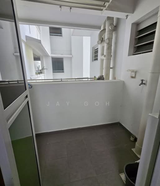 886D Woodlands Drive 50, 886D Woodlands Drive 50, 2 Bedrooms, 721 sqft, HDB Flat For Rent, by Jay Goh, 500235970 - Laundry Area - PropertyGuru.com.sg