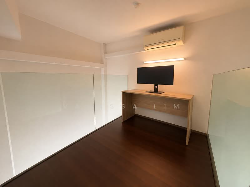 The Mayfair, 5 Jurong East Street 32, 1 Bedroom, 753 sqft, Condominium For Sale, by Vanessa Lim, 500235972 - Interior - PropertyGuru.com.sg