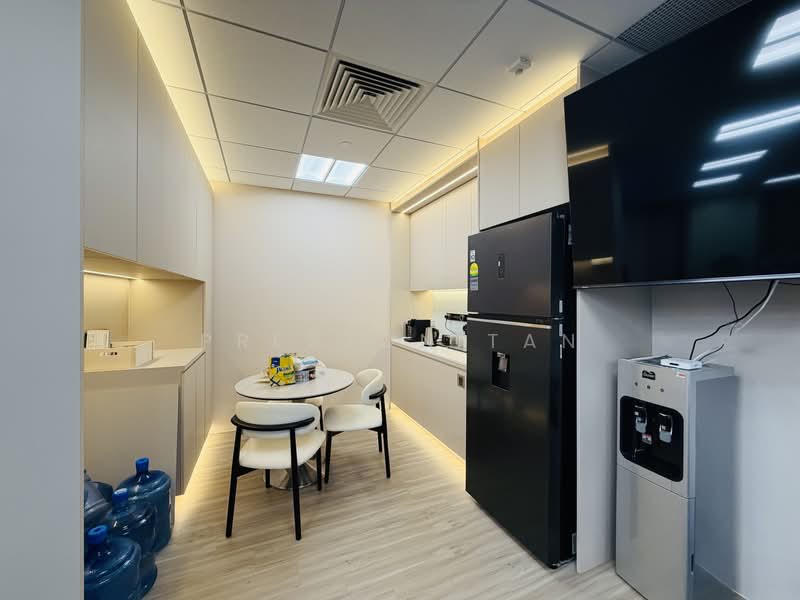 Republic Plaza, 9 Raffles Place, 1,690 sqft, Office For Rent, by Preston Tan, 500235975 - Kitchen - CommercialGuru.com.sg