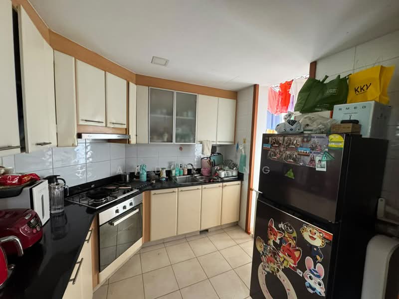 Lilydale, 560 Yishun Ave 6, 3 Bedrooms, 1,195 sqft, Executive Condominium For Rent, by Ander Ang, 500235976 - Kitchen - PropertyGuru.com.sg