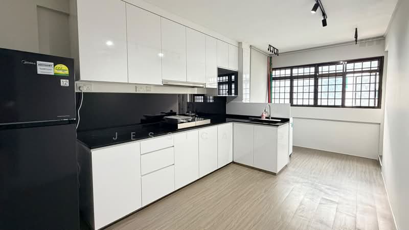 124 Yishun Street 11, 124 Yishun Street 11, Room Rental, 110 sqft, HDB Flat For Rent, by Jessica Ng, 500235982 - Kitchen - PropertyGuru.com.sg