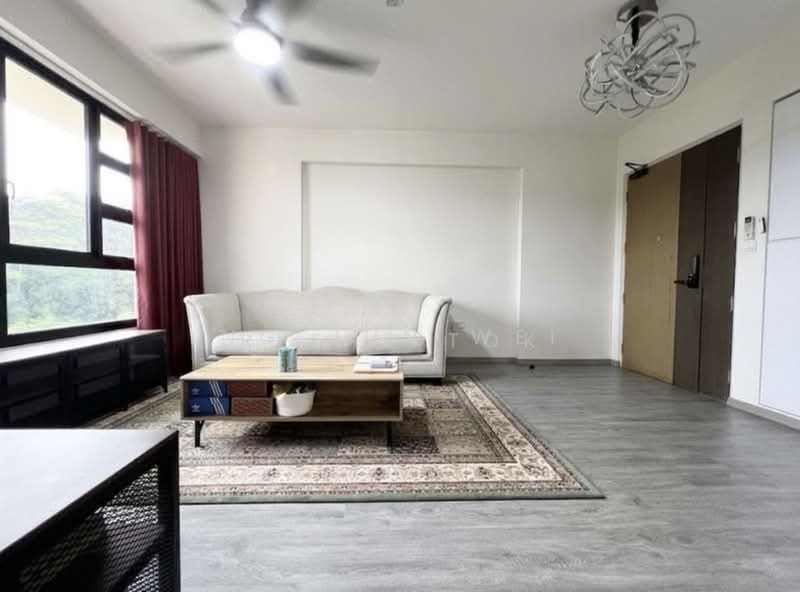 467A Bukit Batok West Avenue 9, 467A Bukit Batok West Avenue 9, 3 Bedrooms, 1,001 sqft, HDB Flat For Sale, by Ng Jun Wei, 500235983 - Living Room - PropertyGuru.com.sg