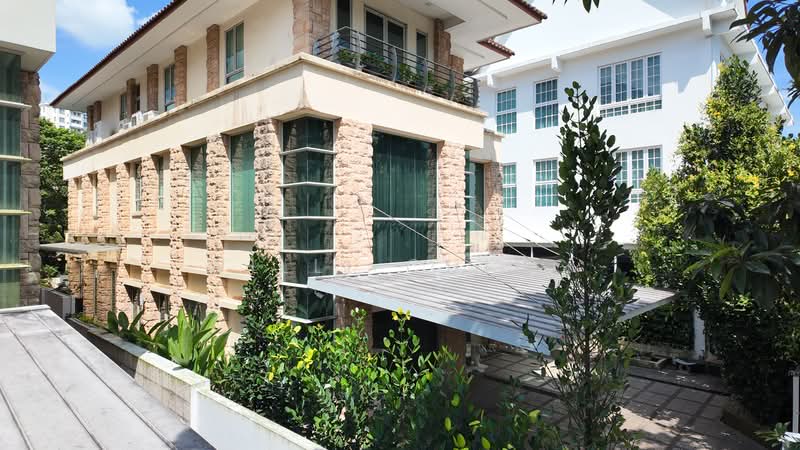 Modern Rebuilt Detached House for only $2,2xx PSF (Freehold), , 5 Bedrooms, 5,384 sqft, Detached House For Sale, by Willi Ching, 500235987 - Exterior - PropertyGuru.com.sg