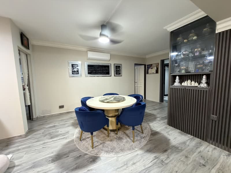 496C Tampines Street 43, 496C Tampines Street 43, Pasir Ris / Tampines, 3 Bedrooms, 1,313 sqft, HDB Flat For Sale, by Sam Alakasam, 500235988 - Dining Room - PropertyGuru.com.sg