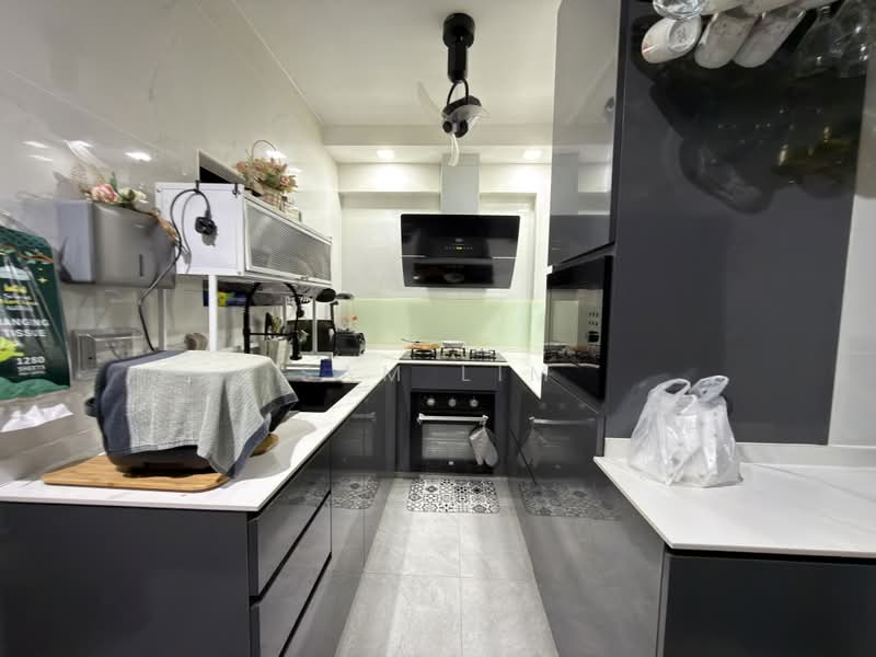 496C Tampines Street 43, 496C Tampines Street 43, Pasir Ris / Tampines, 3 Bedrooms, 1,313 sqft, HDB Flat For Sale, by Sam Alakasam, 500235988 - Kitchen - PropertyGuru.com.sg