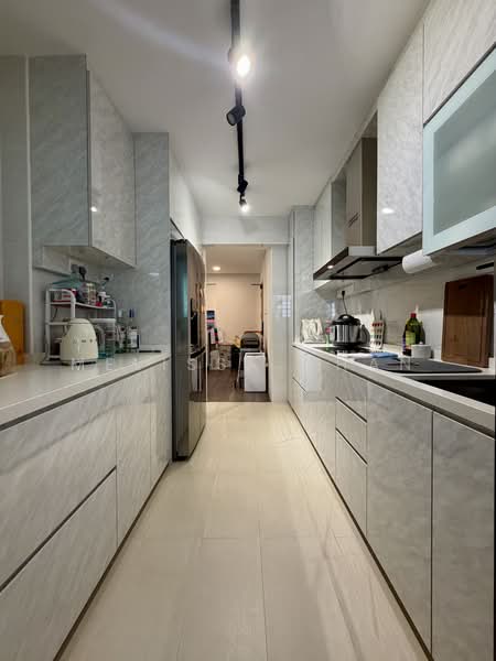 996A Buangkok Crescent, 996A Buangkok Crescent, 3 Bedrooms, 1,001 sqft, HDB Flat For Sale, by Melissa Chan, 500235993 - Kitchen - PropertyGuru.com.sg