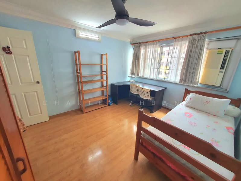 796 Yishun Ring Road, 796 Yishun Ring Road, Sembawang / Yishun, Room Rental, 142 sqft, HDB Flat For Rent, by Charles Zhuang, 500235994 - Bedroom - PropertyGuru.com.sg
